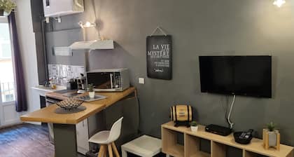 Ăvasion Corse: Studio Charmant au CĆur d'Ajaccio
