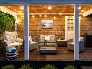Interior - Adorable guest house with saltwater pool and spa with views close to beach (Nantucket)