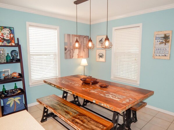 Condo, 2 Bedrooms | In-room dining