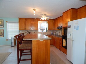House, 3 Bedrooms | Private kitchen - 040 Baywatch by ACP (Dauphin Island)