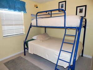 House, 3 Bedrooms | 3 bedrooms, individually decorated, individually furnished, bed sheets - 040 Baywatch by ACP (Dauphin Island)