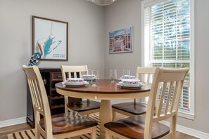 Condo, 2 Bedrooms | Private kitchen