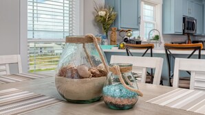 House, 3 Bedrooms | Private kitchen