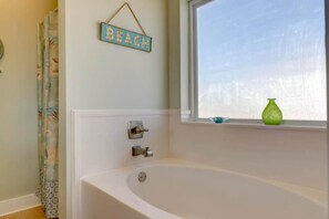 Apartment, 4 Schlafzimmer | Badezimmer | Handtücher