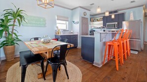 Casa, 3 habitaciones | Restaurantes