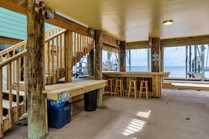 Townhome, 1 Bedroom | Dining