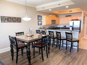 Apartment, 2Â Schlafzimmer | Speisen