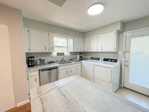 Condo, 2 habitaciones | Cocina privada