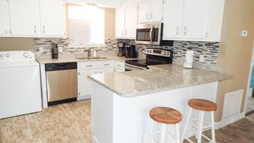 Kondominium, 2 kamar tidur | Dapur pribadi