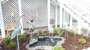 House, 3 Bedrooms | Property grounds