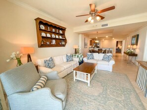 Condo, 3 Bedrooms | Living room