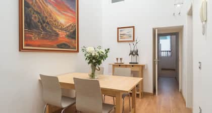 Celia House (quiet central and safe area)