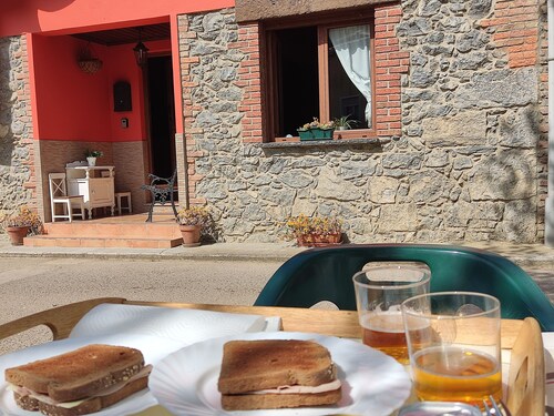 Rural house between the beach and the Picos de Europa