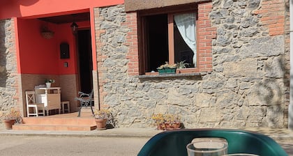 Rural house between the beach and the Picos de Europa