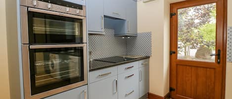 Casa de campo | Cozinha privada | Geladeira, lava-louças, chaleira elétrica, torradeira