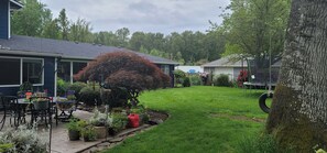 Outdoor dining - World Track and Field Home (Springfield)