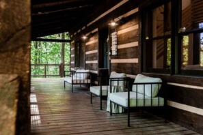 Terassi/patio