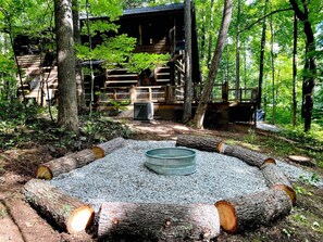 Outdoor spa tub - Luxury Log Cabin *Waterfall*Hot Tub*Firepit*Hiking (Asheville)