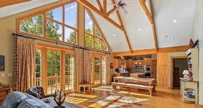 Easy Lakefront Path to Private Dock & Lake. Plenty of room for the whole family.