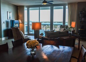 公寓客房, 3 間臥室 | 客廳