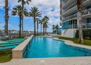 Condo, 3 quartos | Piscina | Piscina interna, piscina externa