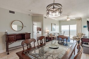 Condo, 3 Bedrooms | Dining