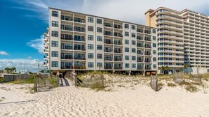 Condo, 3 quartos | Fachada