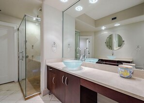 Condo, 3 Bedrooms | Bathroom | Towels - Bella Luna 309 (Orange Beach)