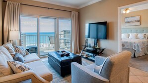 Living room - Crystal Tower 902 (Gulf Shores)