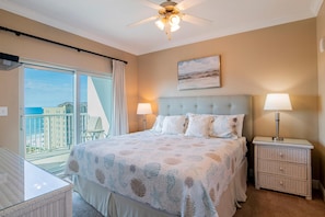 Room - Crystal Tower 902 (Gulf Shores)