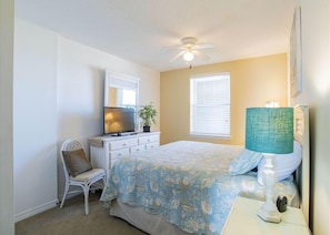 Condo, 1 Bedroom | 1 bedroom, individually decorated, individually furnished, bed sheets - Royal Palms 604 (Gulf Shores)