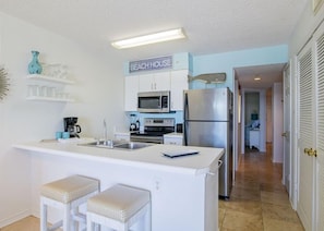 Condo, 1 Bedroom | Private kitchen - Royal Palms 604 (Gulf Shores)