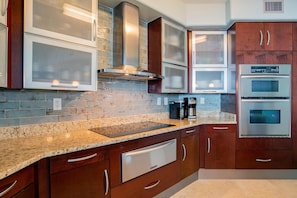 Condo, 3 Bedrooms | Private kitchen - Bella Luna 1202 (Orange Beach)