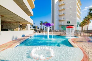 Condo, 3 quartos | Piscina | Piscina interna, piscina externa