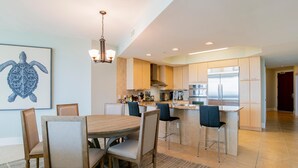 Bloc d'apartaments, 3 dormitoris | Cuina privada