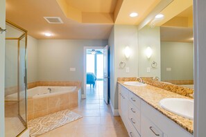 Bathroom - Caribe 613 (Orange Beach)