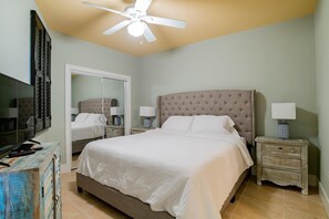 Room - Caribe 613 (Orange Beach)