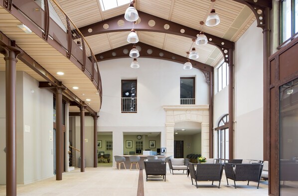 Lobby - 25 Very large M-Home quiet nature air conditioning Bedarieux sleeps 4 (Bédarieux)