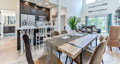 Waterfront, Pets Welcome, Fire Pit, Noon Checkout