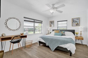 4 soveværelser, skrivebord, strygejern/strygebræt, weekendseng