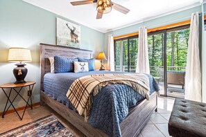 3 間睡房、熨斗/熨衫板、可攜式嬰兒床、免費 Wi-Fi