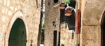 Puerta Apartments
