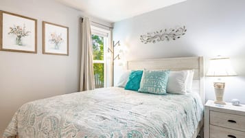 2 chambres, fer et planche Ă repasser, Wi-Fi gratuit, draps fournis