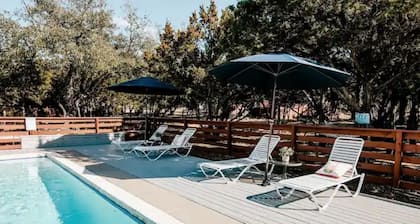 "Fox" tiny home in 2 acre gated boutique resort with pool!