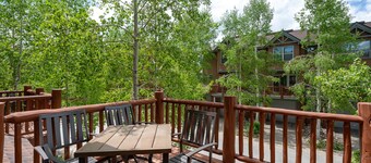 216 Sawyer w/ Private Hot Tub