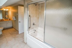 Shower, jetted tub, hair dryer, towels