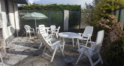 Luxury villa on the dunes at 30 m in Sint Maartenszee