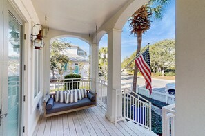Terrace/patio - A Stone's Throw - Carillon Beach across from one of 3 pools, 3-min walk to beach (Panama City Beach)