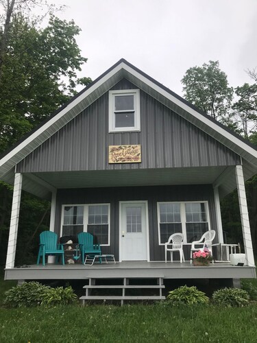 Cabin on the Amish Trail