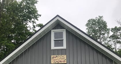 Cabin on the Amish Trail